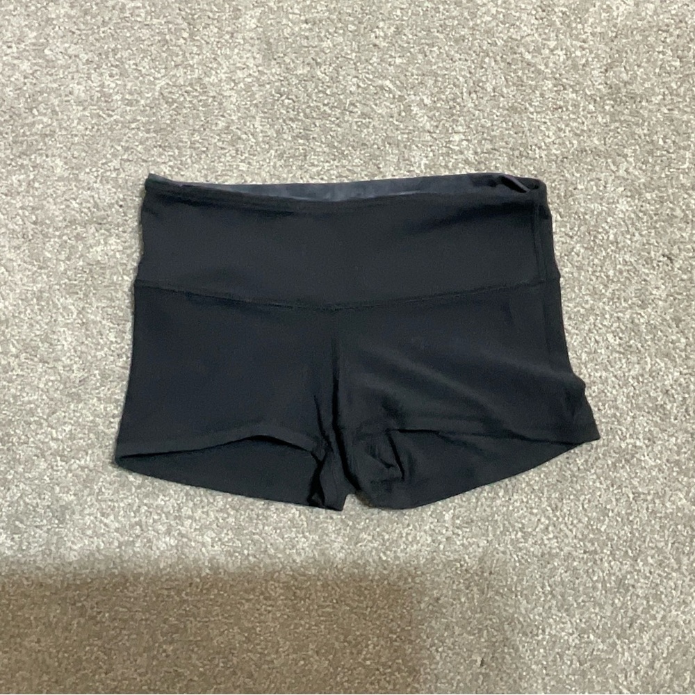 Lululemon Boogie Short *DenimSize 4 - Picture 2 of 7